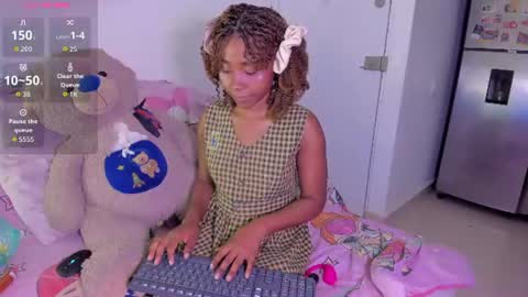 Snapshot of sexybrunnetem chatting on July 18, 2026, 6:50 am sofia online show from July 18, 2026, 6:50 am
