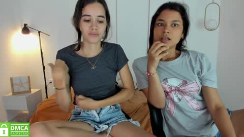 Snapshot of sexychanell_18 chatting on December 21, 2024, 3:53 pm chanell and yina online show from December 21, 2024, 3:53 pm