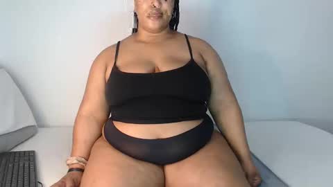 Snapshot of sexychill2000 chatting on September 25, 2025, 9:07 pm SEXYCHILL online show from September 25, 2025, 9:07 pm