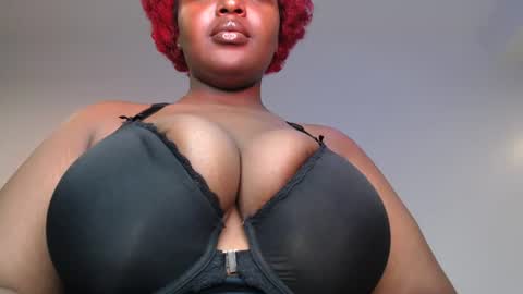 Snapshot of sexychocco_ chatting on June 21, 2026, 8:33 pm sexychocco online show from June 21, 2026, 8:33 pm