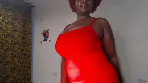 Snapshot of sexychocco_ chatting on June 23, 2026, 2:04 pm sexychocco online show from June 23, 2026, 2:04 pm