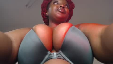 Snapshot of sexychocco_ chatting on June 26, 2026, 10:19 am sexychocco online show from June 26, 2026, 10:19 am