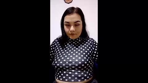 sexychubbyanna online show from April 12, 2026, 12:48 am