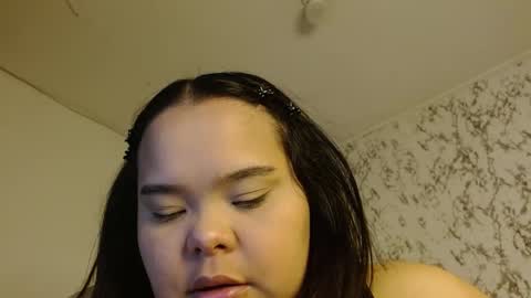 Snapshot of sexychubbyy chatting on October 6, 2025, 3:15 am Eva online show from October 6, 2025, 3:15 am