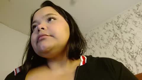 Snapshot of sexychubbyy chatting on October 31, 2025, 3:07 am Eva online show from October 31, 2025, 3:07 am