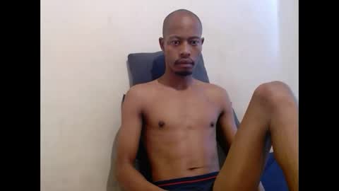 Snapshot of sexycouplexx01 chatting on February 23, 2026, 4:54 am sexycouplexx01 online show from February 23, 2026, 4:54 am