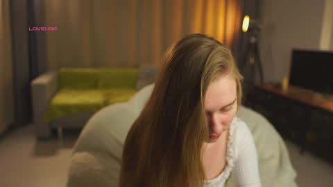 Snapshot of sexycutegirs chatting on February 3, 2026, 2:11 pm Hello my name is Merry every 200 subs - Hot show Fav patterns 577123 pvt open online show from February 3, 2026, 2:11 pm