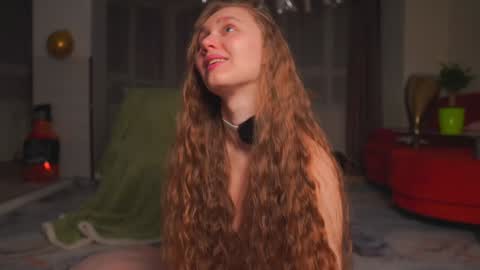 Snapshot of sexycutegirs chatting on March 21, 2026, 8:23 pm Hello my name is Merry every 200 subs - Hot show Fav patterns 577123 pvt open online show from March 21, 2026, 8:23 pm