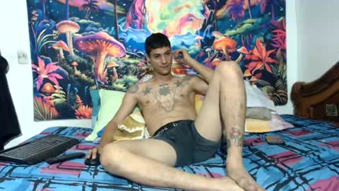 Snapshot of sexydarkhunter2 chatting on June 12, 2026, 7:07 am Mike online show from June 12, 2026, 7:07 am