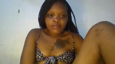 sexydee101436 online show from February 5, 2026, 11:09 pm