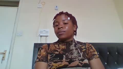 Snapshot of sexydivaslut_2 chatting on April 8, 2026, 8:58 am sexydivaslut_2 online show from April 8, 2026, 8:58 am