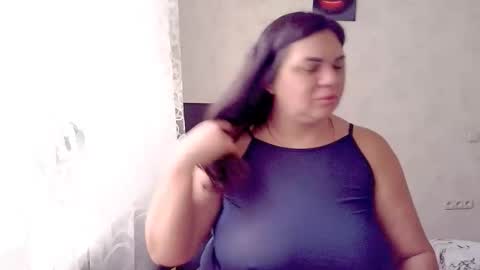 sexydollywoman online show from October 8, 2025, 7:39 am