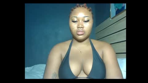 Zanele online show from March 19, 2026, 4:49 am