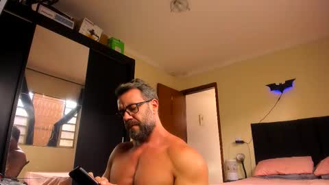 chris online show from November 14, 2025, 12:48 pm