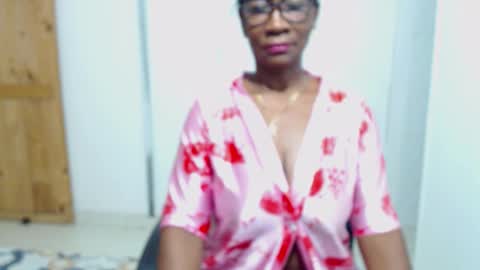 Snapshot of sexyhanny4u chatting on November 30, 2025, 10:25 pm sexyhanny4u online show from November 30, 2025, 10:25 pm