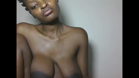 REBECCAH online show from December 17, 2025, 9:32 pm