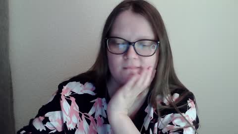 Kate online show from December 31, 2024, 3:34 am