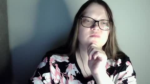 Kate online show from January 13, 2025, 5:12 pm