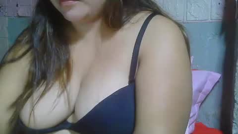 sexykittymom online show from February 23, 2026, 10:12 am