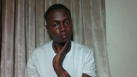 Snapshot of sexylinkebony2 chatting on February 27, 2026, 3:50 am sexylinkebony2 online show from February 27, 2026, 3:50 am