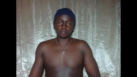 Snapshot of sexylinkebony2 chatting on April 16, 2026, 9:10 am sexylinkebony2 online show from April 16, 2026, 9:10 am