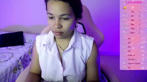 sexyloba  independent model online show from April 15, 2026, 1:34 am