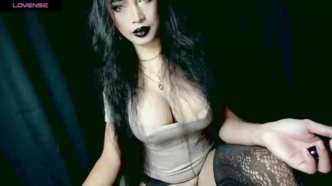 April online show from February 3, 2026, 9:31 pm