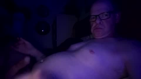 SexyLoveMan online show from December 8, 2024, 7:05 am