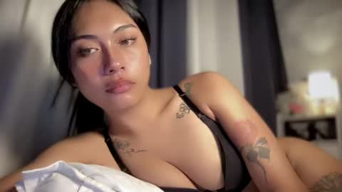 maxine online show from February 25, 2026, 6:45 am