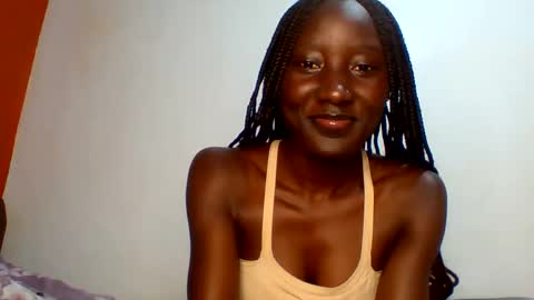Snapshot of sexylucia5 chatting on May 19, 2026, 9:43 pm sexylucia5 online show from May 19, 2026, 9:43 pm