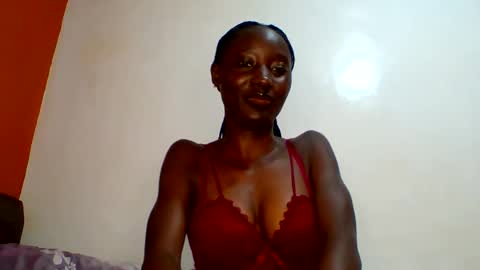 Snapshot of sexylucia5 chatting on June 2, 2026, 10:39 am sexylucia5 online show from June 2, 2026, 10:39 am