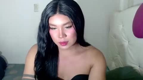 Mika online show from December 4, 2025, 6:44 am