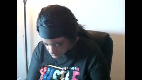 SexyMona online show from March 2, 2026, 7:26 am