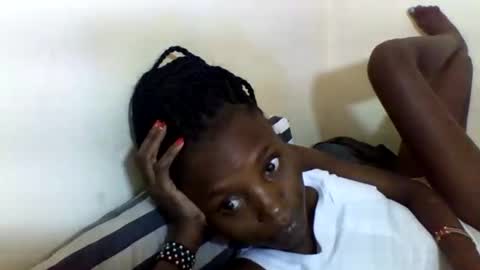 Snapshot of sexyneedle22 chatting on February 11, 2025, 12:48 pm VIVIAN online show from February 11, 2025, 12:48 pm