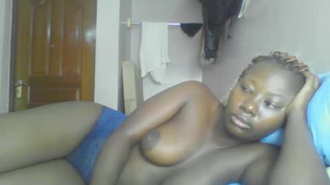 sexypamm online show from March 18, 2026, 6:49 am