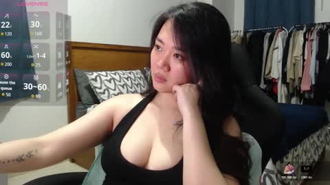 sexypenguin13 online show from November 8, 2025, 1:22 pm