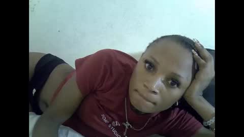 Snapshot of sexypetite4 chatting on October 14, 2025, 6:47 am SHARON online show from October 14, 2025, 6:47 am