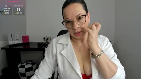 Sexy Psychologist online show from October 30, 2025, 5:13 pm