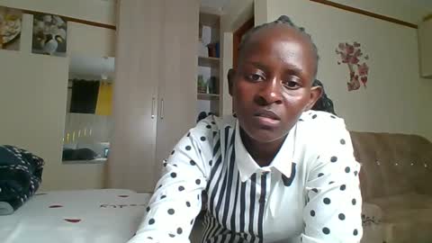 Snapshot of sexyreddebony chatting on December 14, 2024, 1:16 pm sexyreddebony online show from December 14, 2024, 1:16 pm