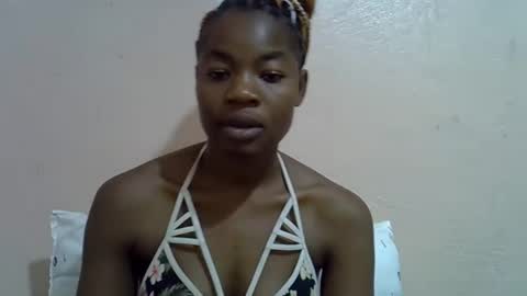 Snapshot of sexyshaz22 chatting on May 3, 2026, 9:10 pm sexyshaz22 online show from May 3, 2026, 9:10 pm