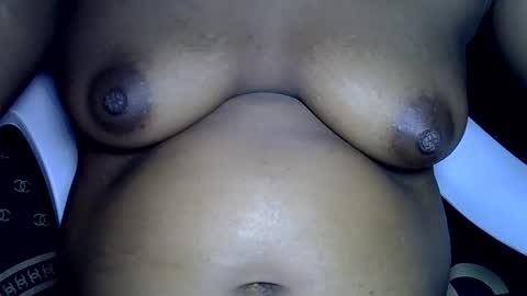 Snapshot of sexystella10 chatting on June 1, 2026, 7:04 pm Stella online show from June 1, 2026, 7:04 pm
