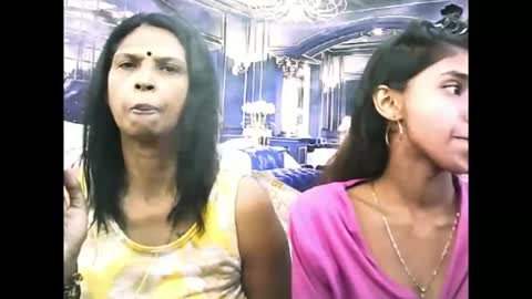 sexyva4u2luv online show from November 6, 2025, 5:52 am