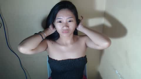 sexyymiya online show from April 26, 2026, 7:11 pm