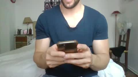 Snapshot of sexyyphilip chatting on December 27, 2024, 8:18 pm sexyyphilip online show from December 27, 2024, 8:18 pm