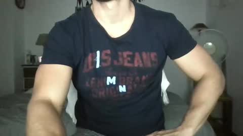 Snapshot of sexyyphilip chatting on January 2, 2025, 1:06 am sexyyphilip online show from January 2, 2025, 1:06 am