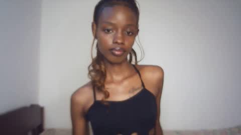 sexyzuriel online show from February 11, 2026, 4:50 am