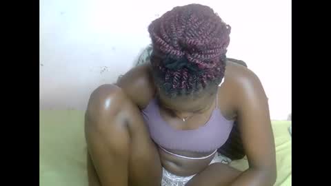 Snapshot of shaa_loon chatting on February 21, 2026, 11:55 am shaa_loon online show from February 21, 2026, 11:55 am