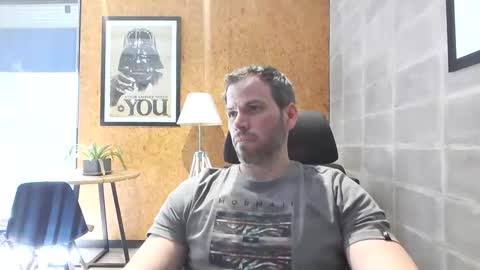 shad0w_hunter online show from January 6, 2025, 7:35 pm