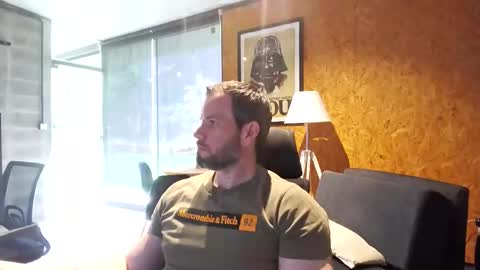 shad0w_hunter online show from November 8, 2025, 2:28 pm