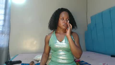 Snapshot of shadow_sweets chatting on March 6, 2025, 5:24 am Shadow online show from March 6, 2025, 5:24 am